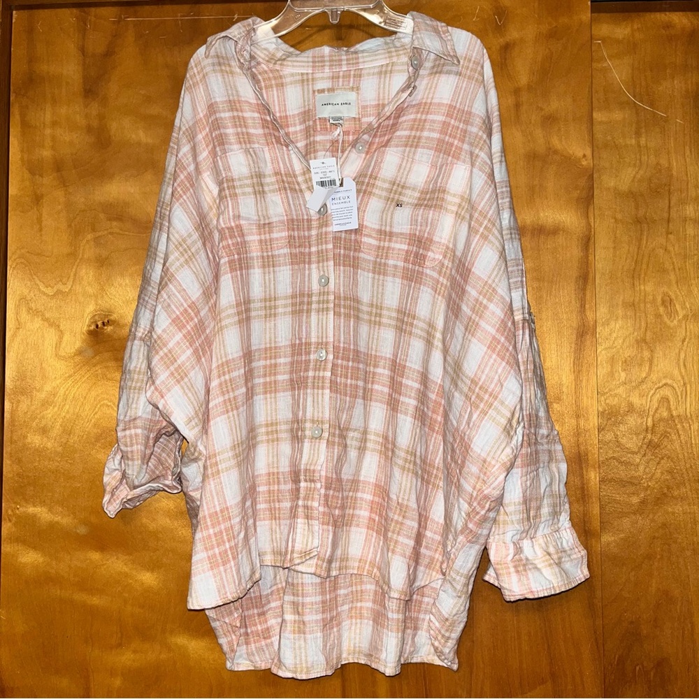 American Eagle Plaid Button-Up Shirt